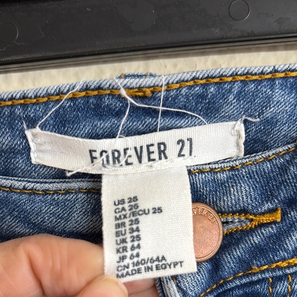 F21 Women's Blue Distressed Jeans - Picture 2 of 7